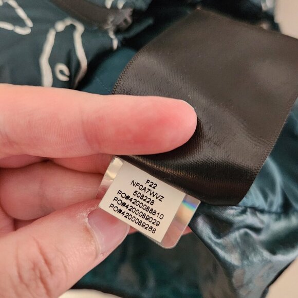 THE NORTH FACE Teal Topography Print Hybrid Jacket - Picture 6 of 7